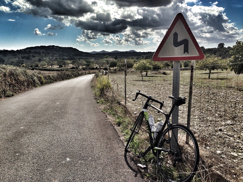 Traum eines jeden Rennradfahreres: Verlassene Straßen - hier auf Mallorca.