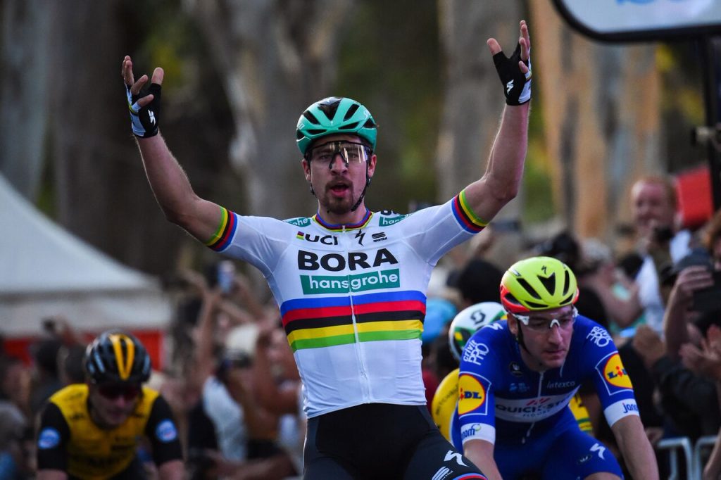 Peter Sagan (Bora-hansgrohe) bejubelt seinen Sieg bei den People's Choice Classics - Foto: © BORA - hansgrohe / Bettiniphoto